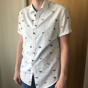 Fun safari short sleeve button up